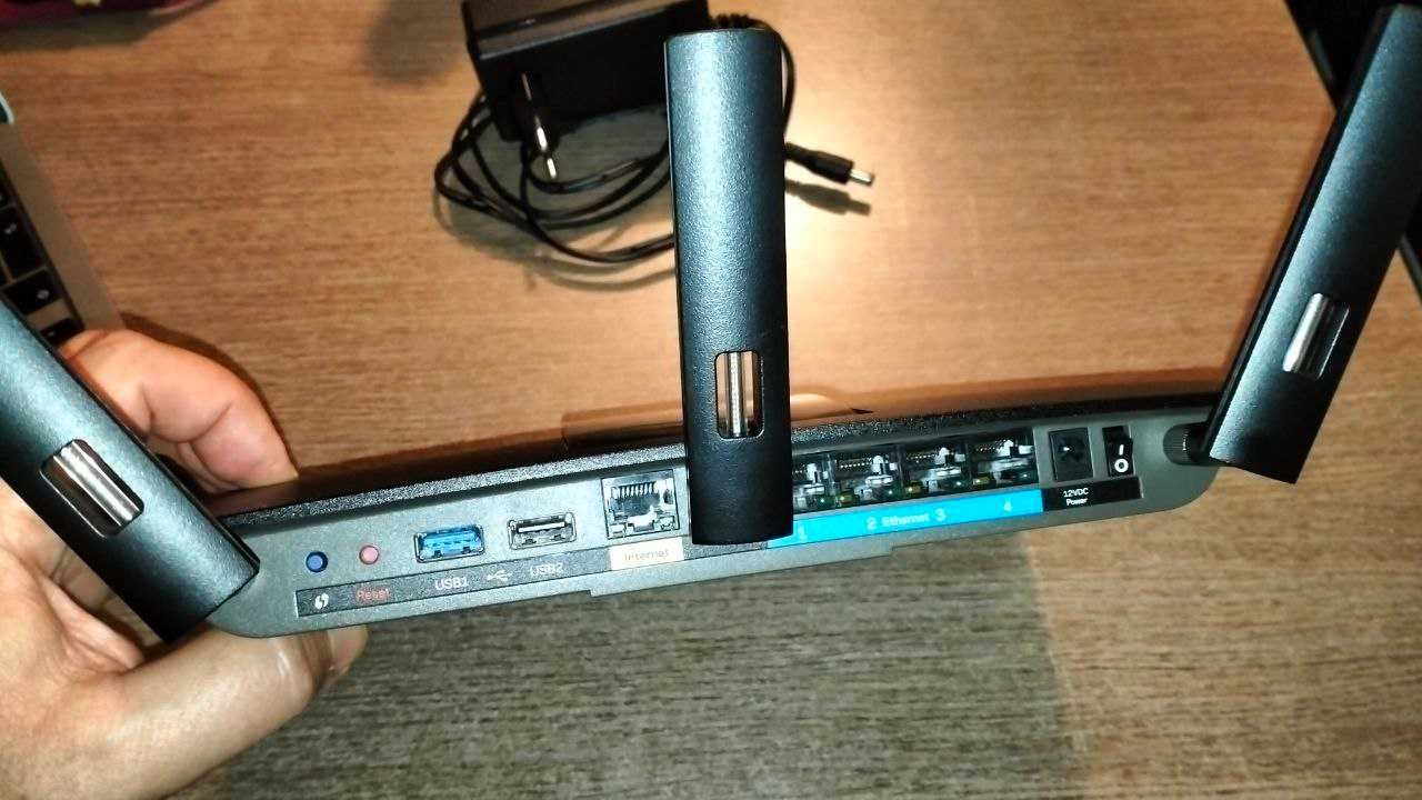 Wi-Fi Роутер Lynksys EA6900