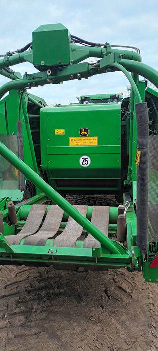Prasoowijarka John Deere 744H Premium