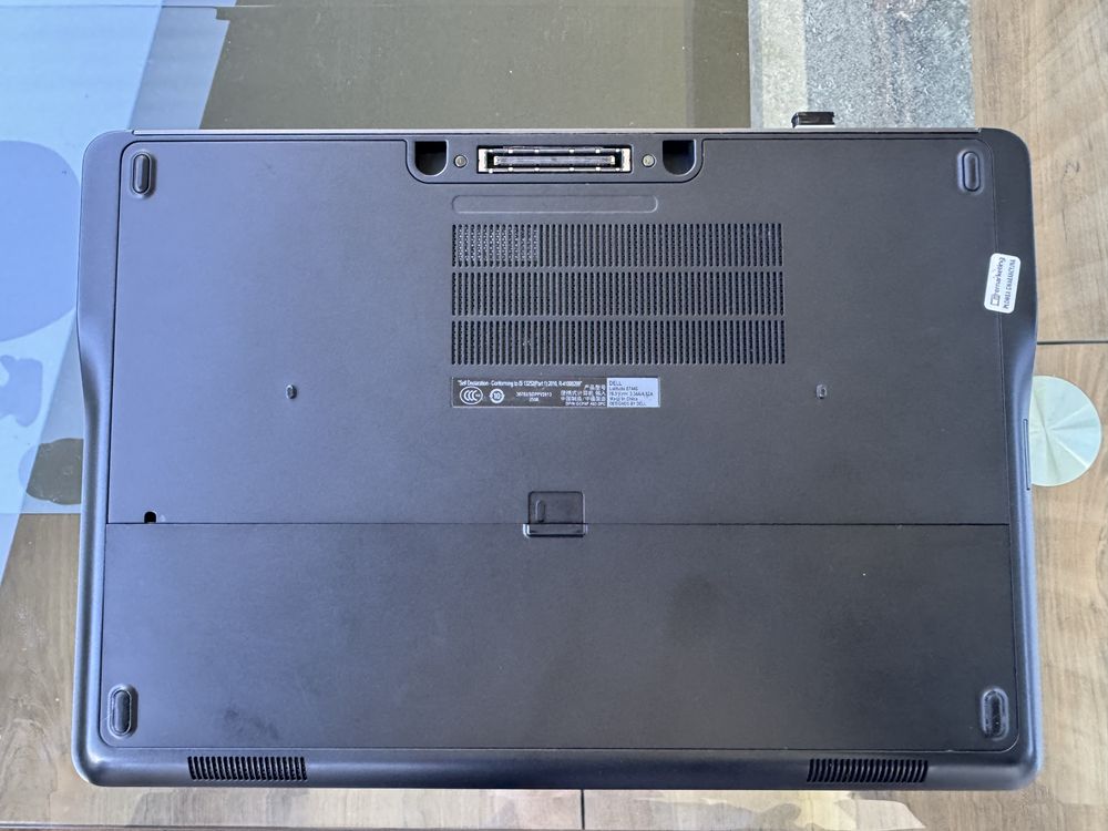 Laptop Dell E7440