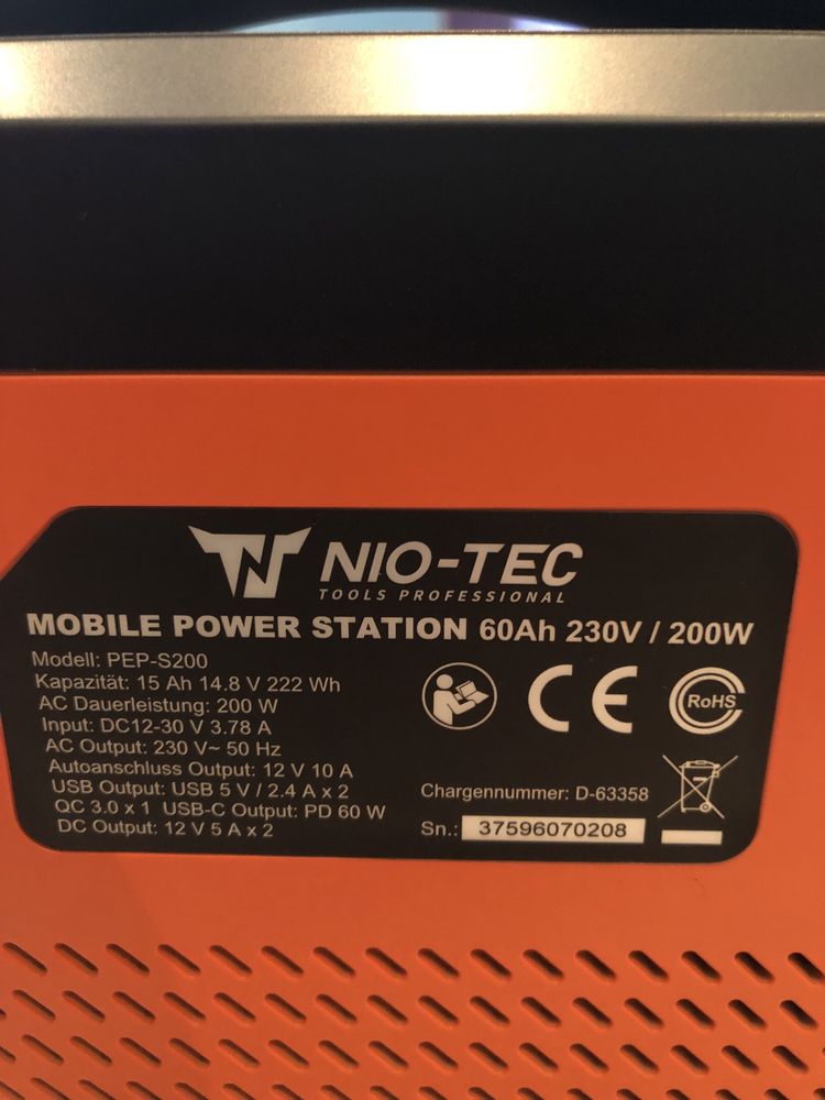 Mobile Power Station 60Ah 230v PEP S200/222Wh