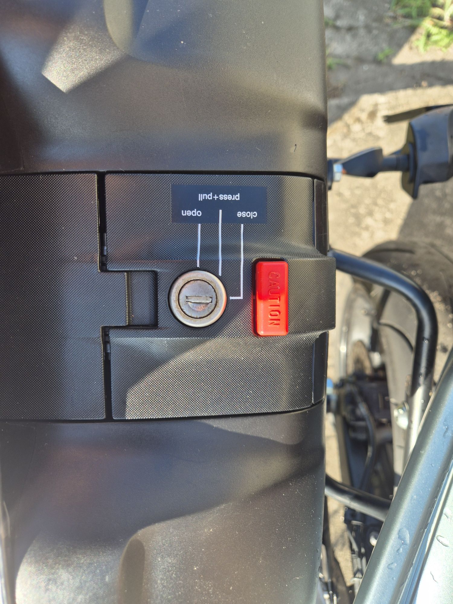 Stelaż i kufry boczne  do Yamaha FZ1 2006/2013
