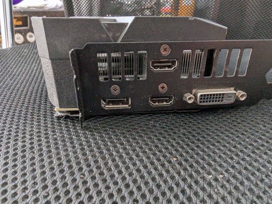 Karta graficzna RTX 2060 Asus