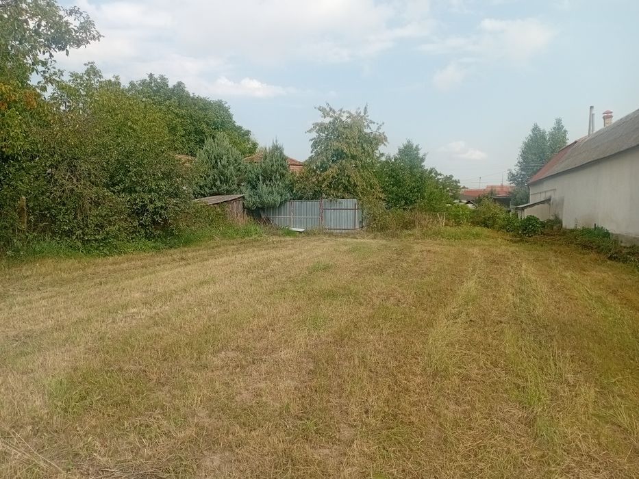 Дешевий будинок в с. Геча з великою ділянкою та садом