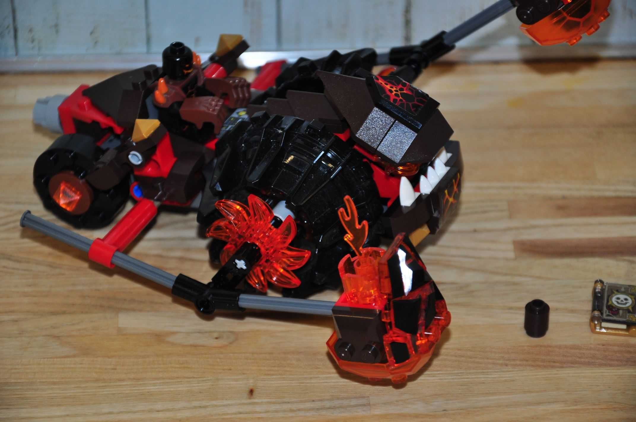 Z0095. Zestaw LEGO Nexo Knigts 70313-1 Moltor's Lava Smasher