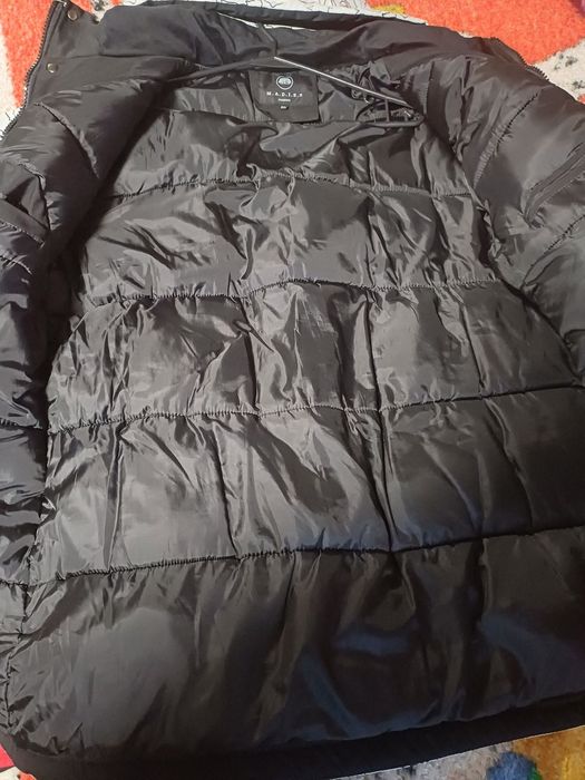 Продам пуховик у відмінному стані
