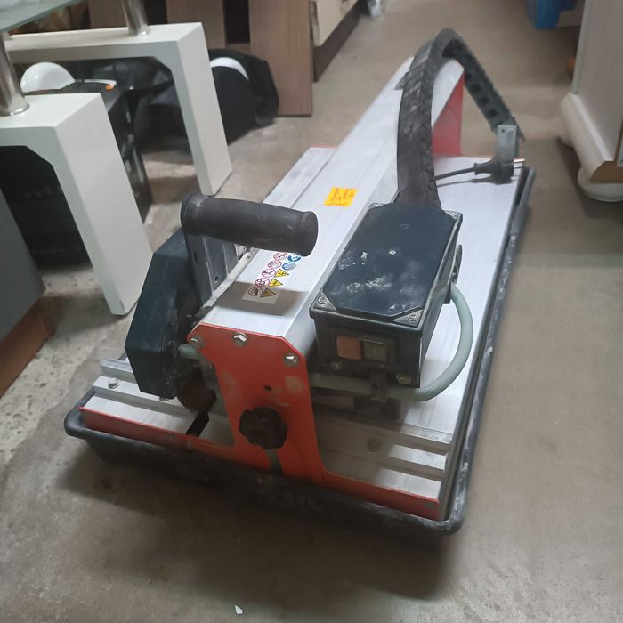 Piła maszynka do ciecia glazury GRONE 600Watt