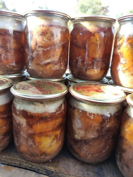 Продам тушонку, кровянка,  паштет, смалець з домашніх свиней.