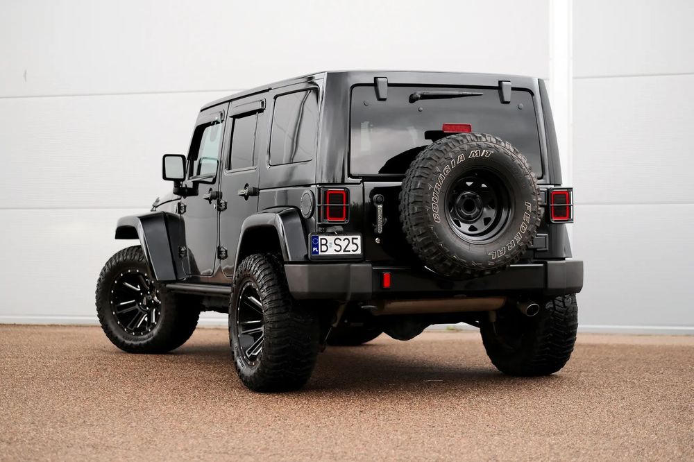 Jeep Wrangler Jeep Wrangler Unlimited Sahara 3.6 V6 benzyna + LPG | Lift 2” | FOX |