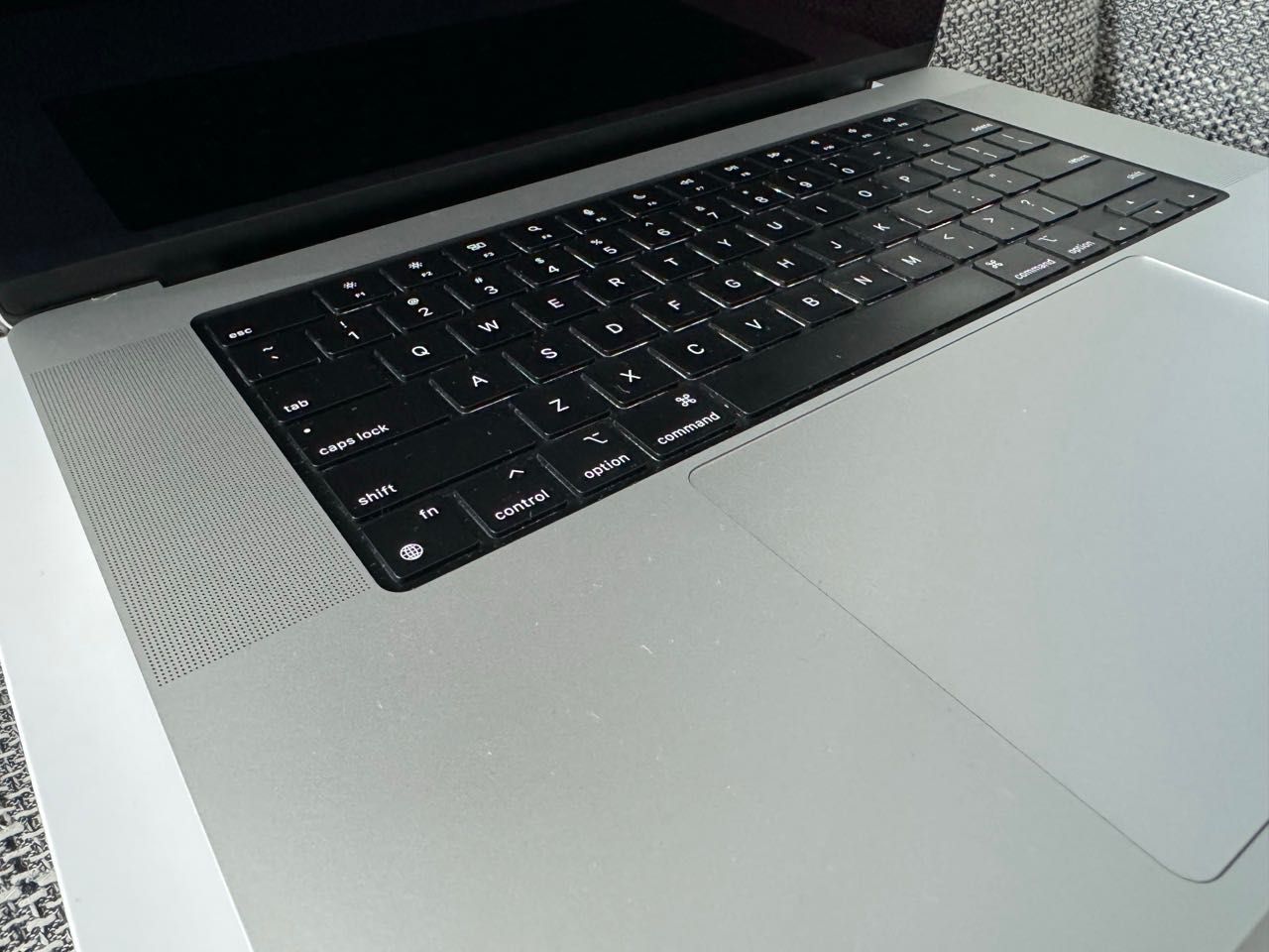 MacBook Pro M3Max / 64GB / 2TB / Silver