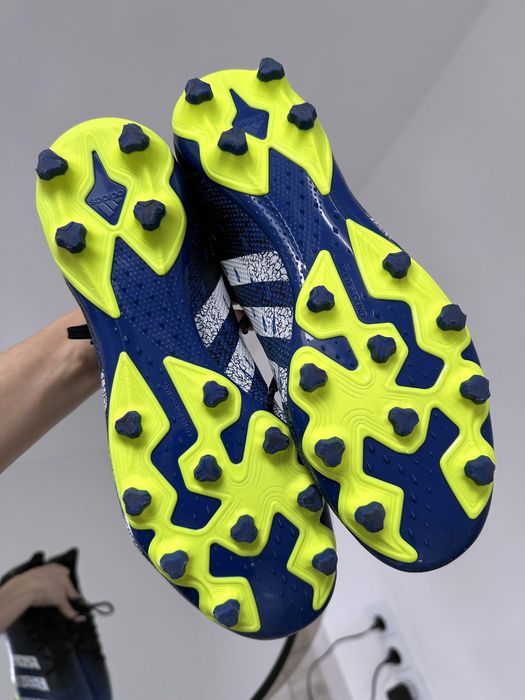 Мощные крутые бутсы с чулком дитячі бутси  Adidas Predator Freak