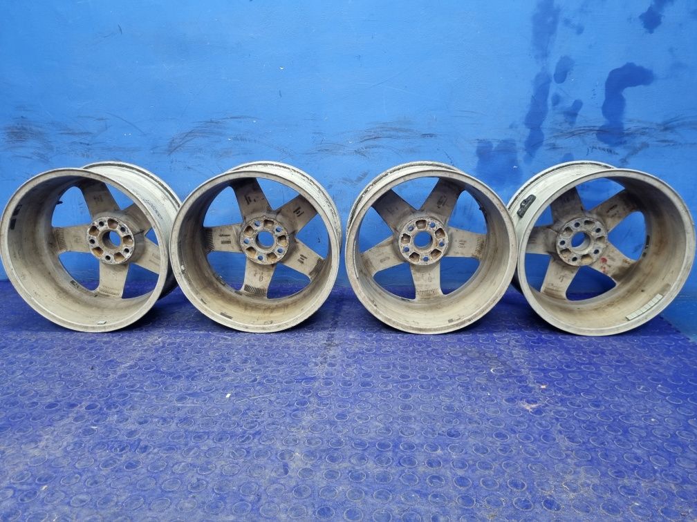 KOMPLET Felg aluminiowych AUDI A4 B6 B7 17" 7.5J ET 45 5X112 Oryginał
