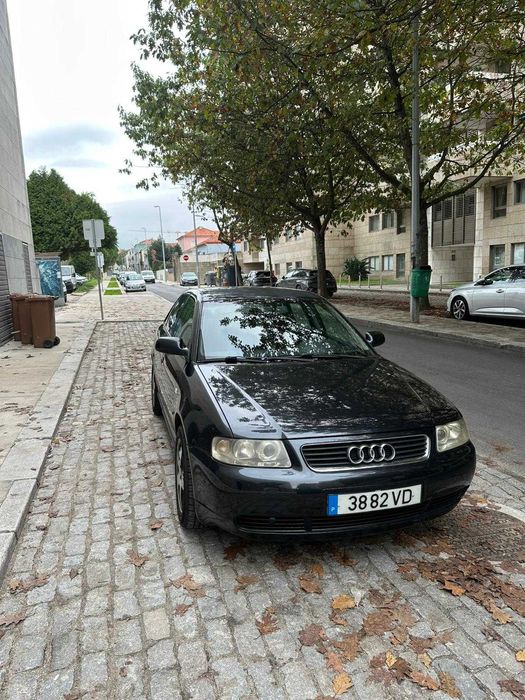 AUDI A3 1.6 Excelente estado