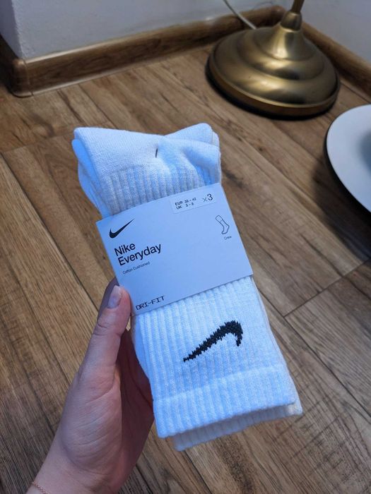 Skarpetki NIKE Dri-Fit Everyday Cotton Crew 3-Pack – nowe, 38-42