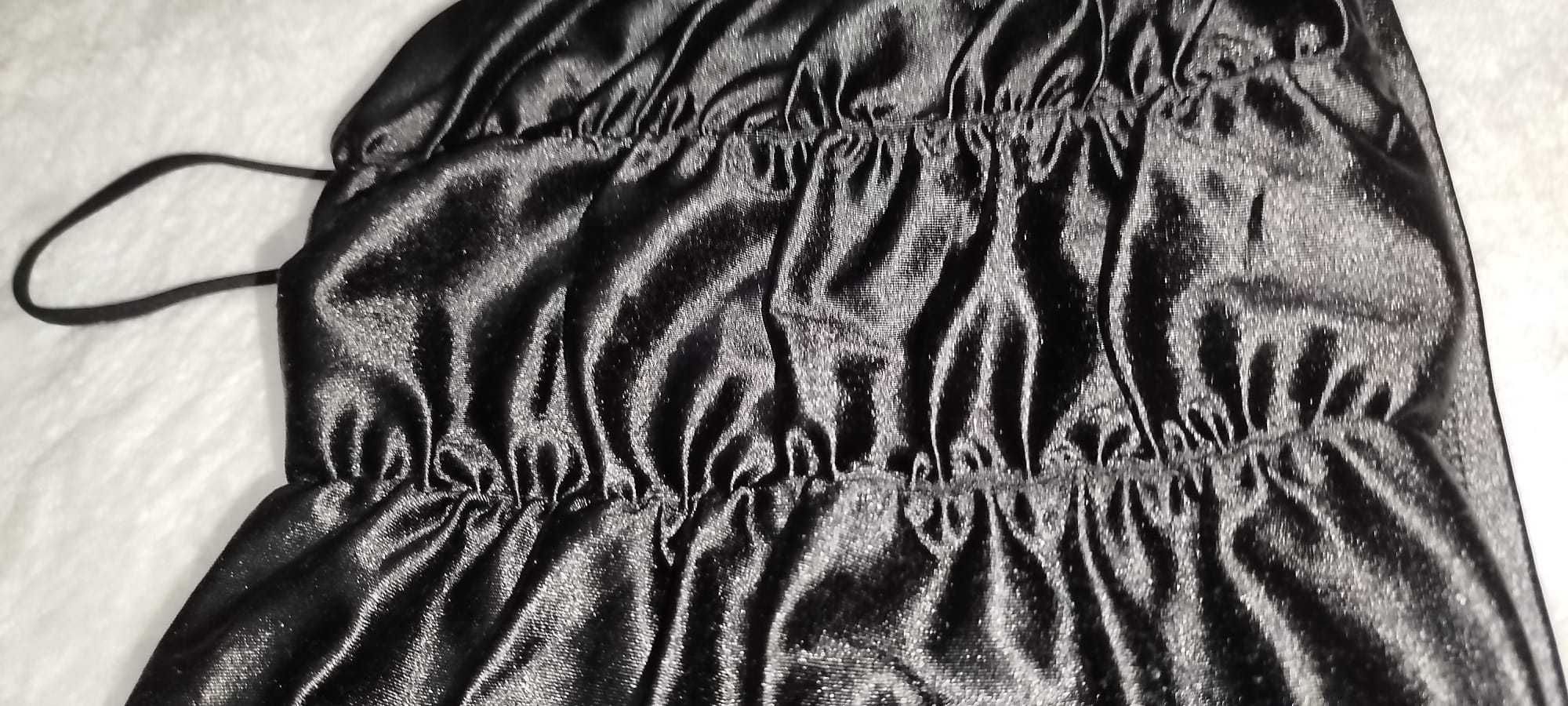 Top preto de cetim S
