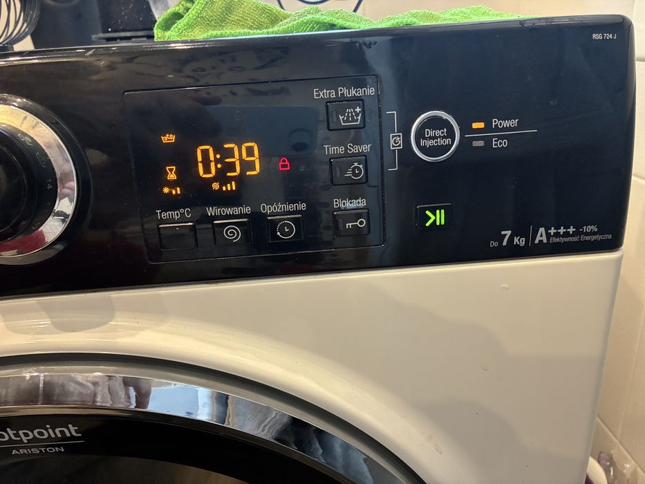 Pralka automatyczna „Hotpoint”