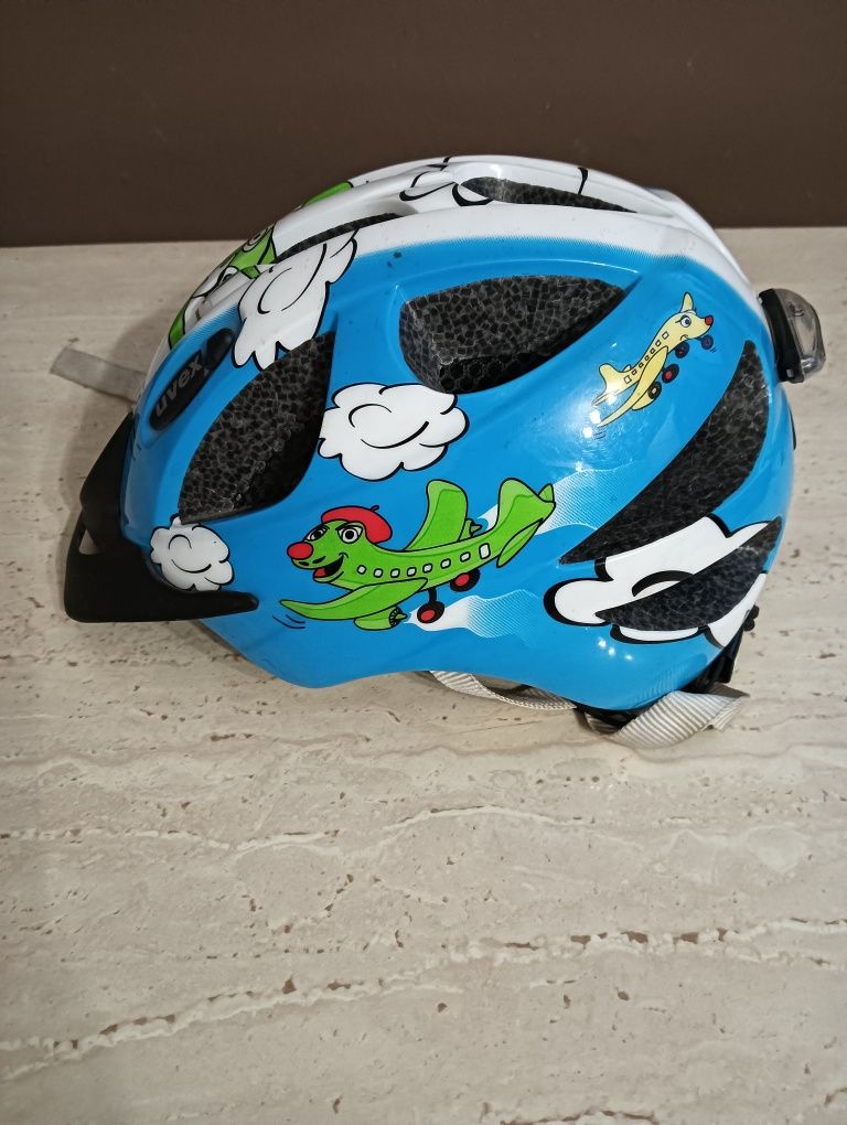 Kask rowerowy dziecięcy Uvex rozmiar 49-55