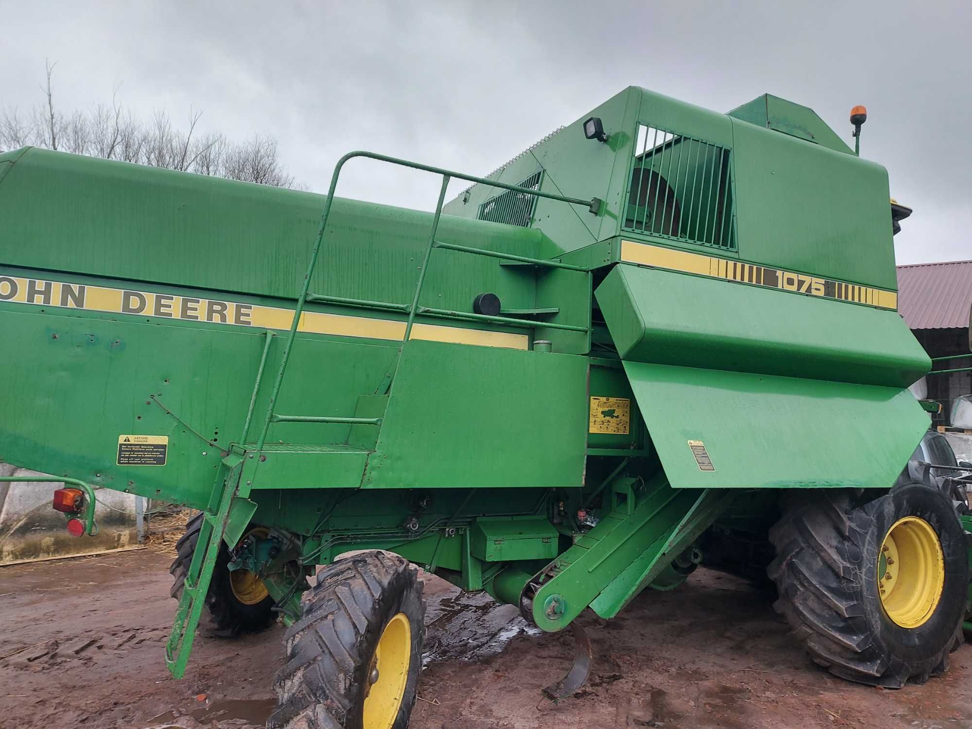 Kombajn john deere 1075