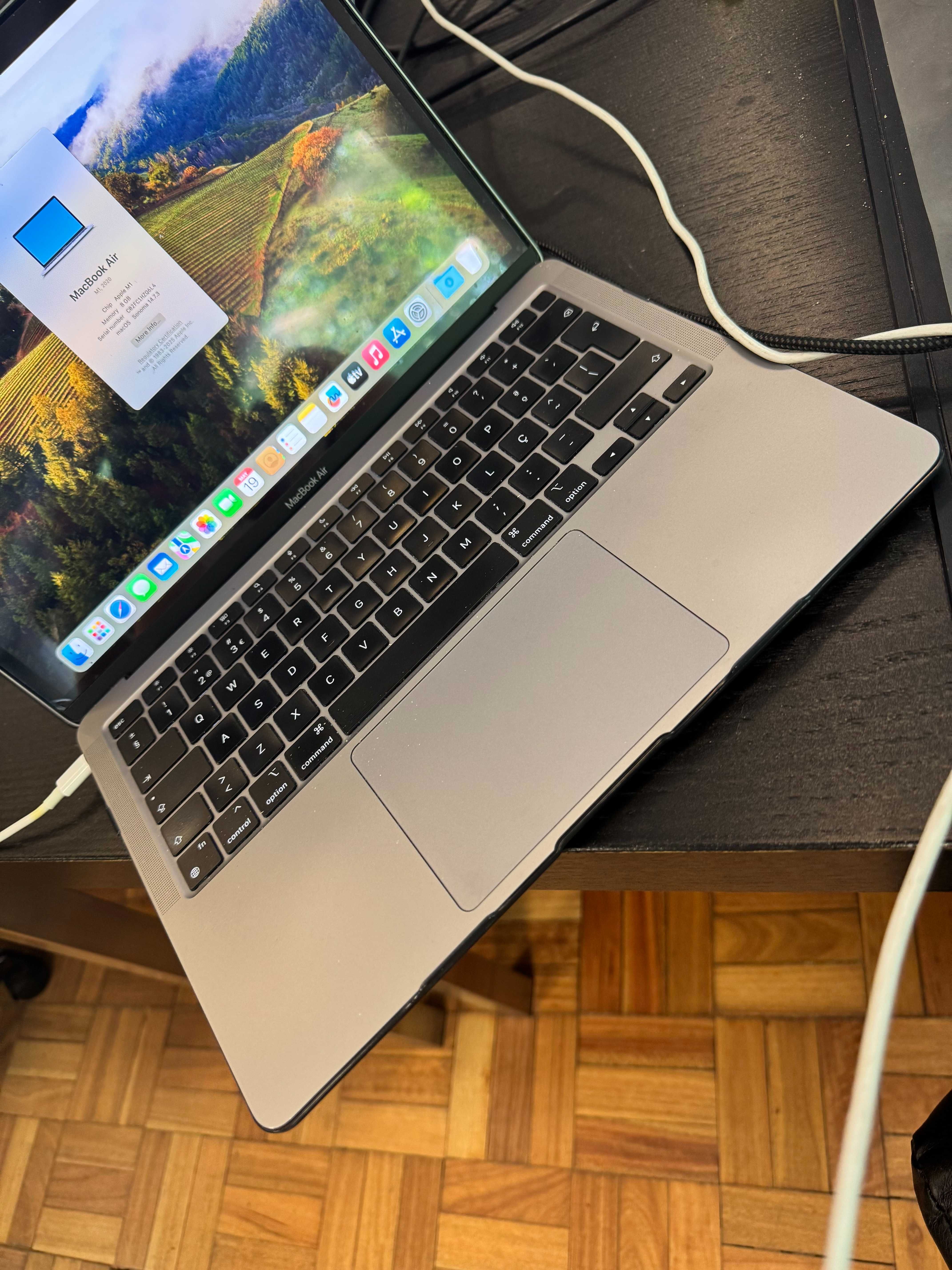 MacBook Air M1 2020