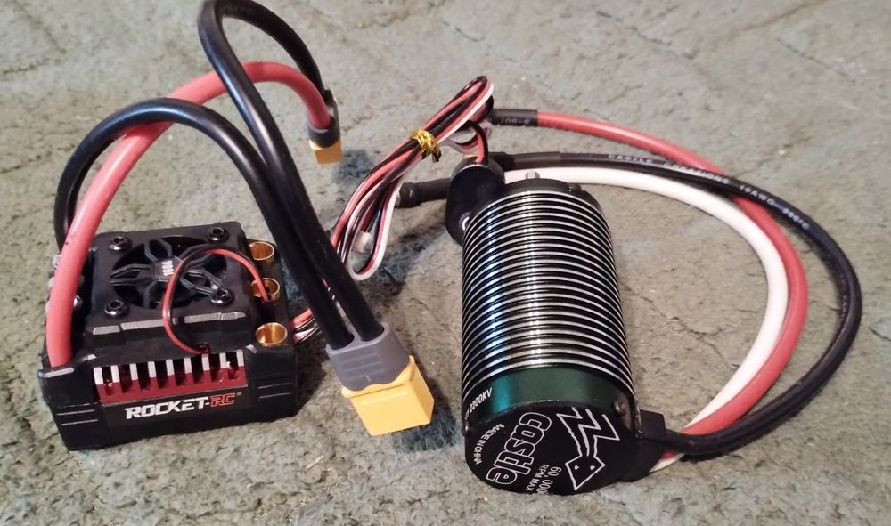 Zestaw bezszczotkowy.