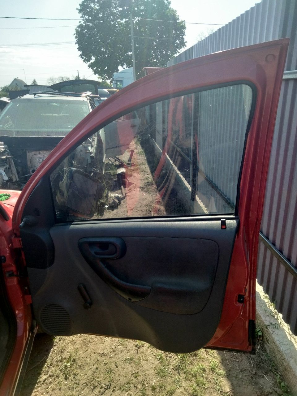 Дверь передняя правая Opel Combo C (2001–2011)