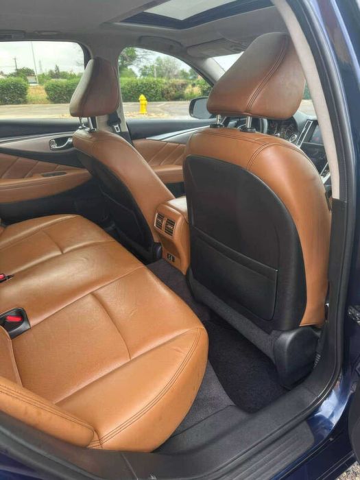 Infiniti Q50      2024