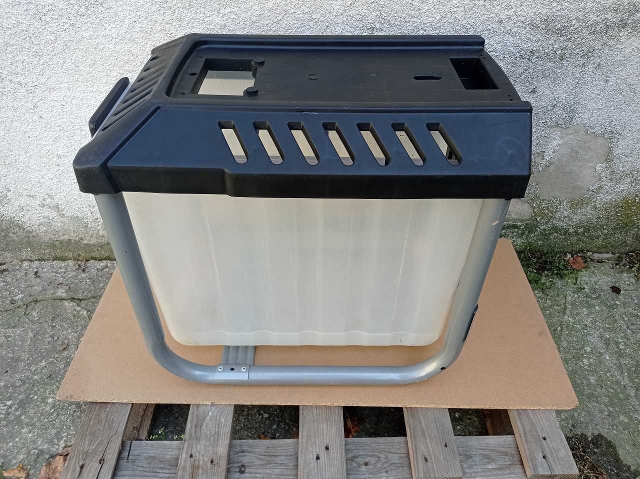 Kosz pojemnik na trociny stelaż rozdrabniacza frezowego Einhell GC-RS