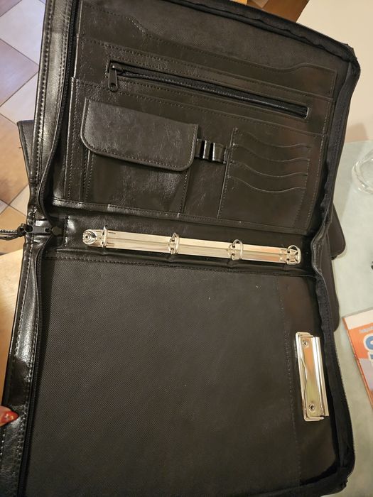 Teczka aktówka na dokumenty