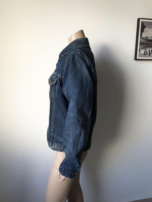 Levi's kurtka jeansowa damska L
Rozmiar:L 
Kolor:granatowy 
Stan:bardz