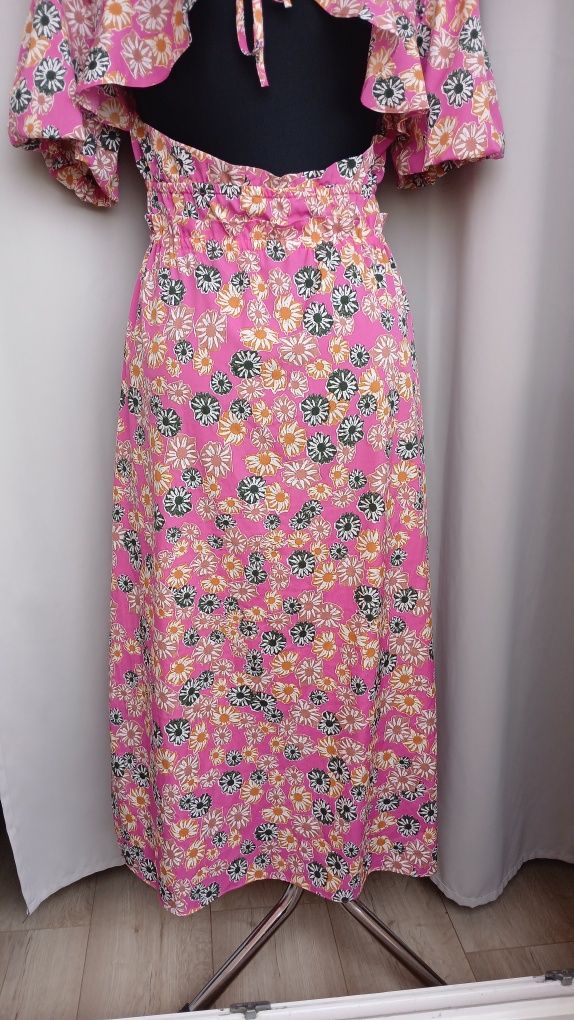 Kwiecista sukienka midi z otwartymi plecami L XL