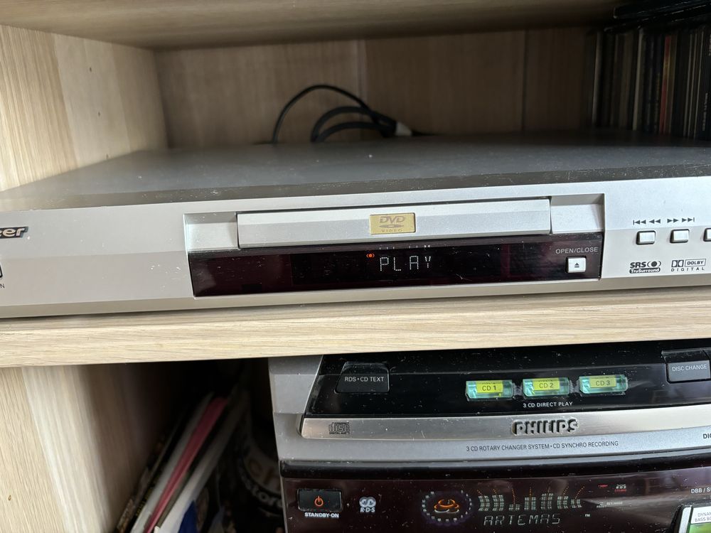 Odtwarzacz DVD Pioneer DV-464