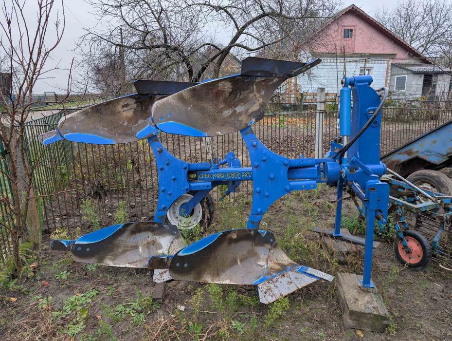 Плуг оборотний 2х корпусний, 2+ по типу lemken