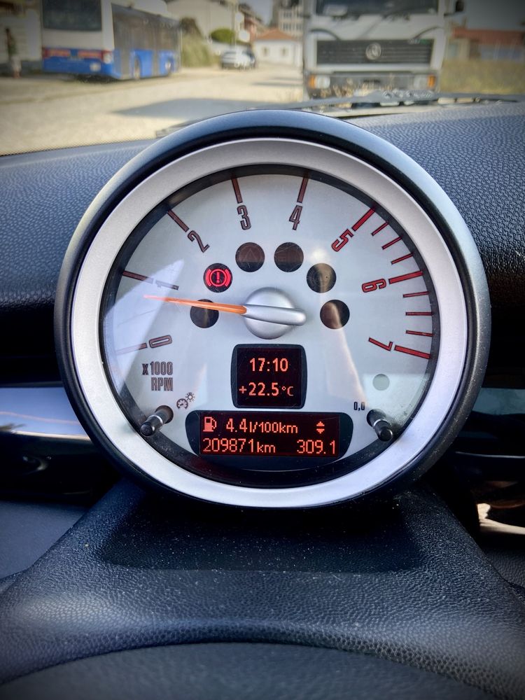 Vendo MINI COOPER D de 2008