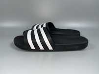 Шльопанці Adidas 44 розмір (по дліні 28 см)