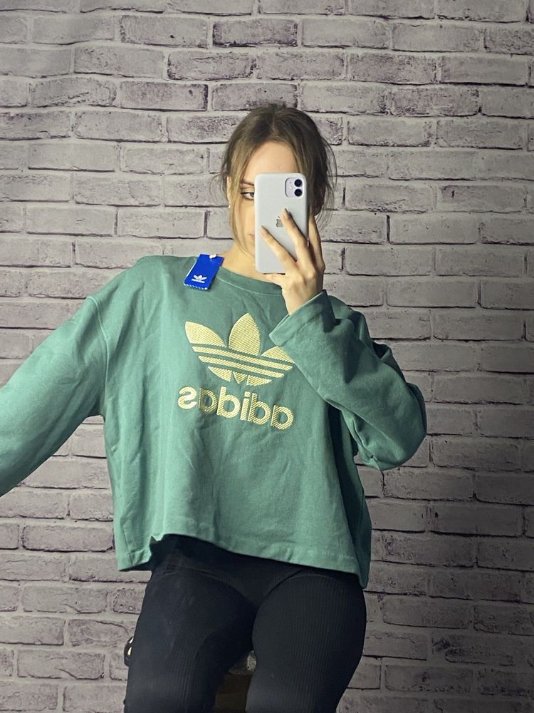 Adidas світшот новий