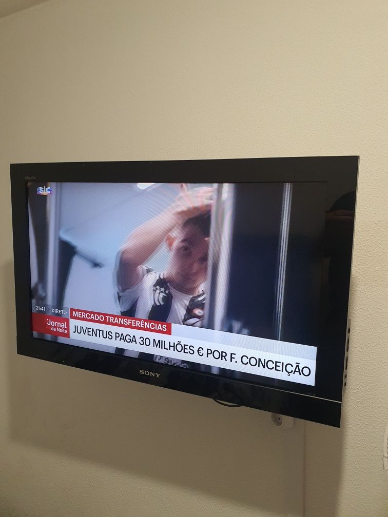 Televisão LCD Sony Bravia
