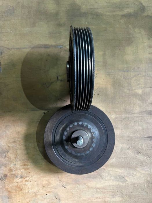 Шкив коленвала Рено Кенго Лагуна 1.9