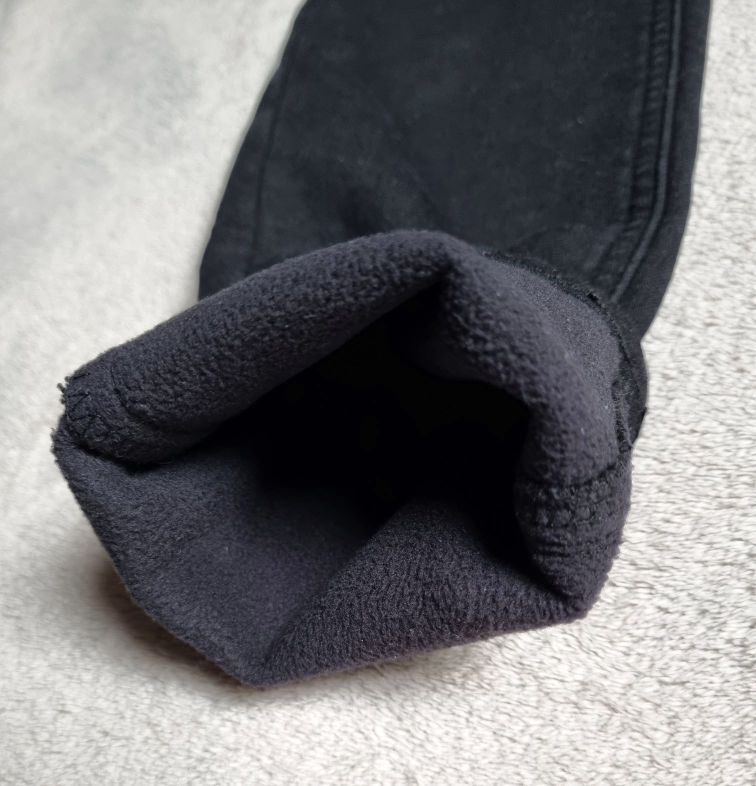 Ocieplane spodnie, jeansy / dżinsy, czarne, na zimę, r. 36