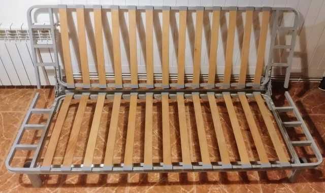 Sofá cama Ikea de cor cinza, de 2 metros