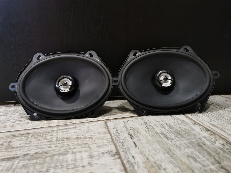 Hertz DCX 570.3, овалы 130х180мм(5x7") в авто.