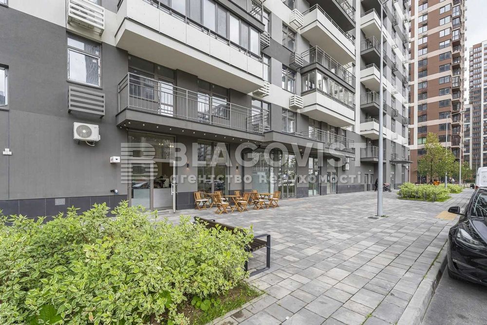 Варшавський-2 Подільський 2к квартира на Крістерів родини 14Б