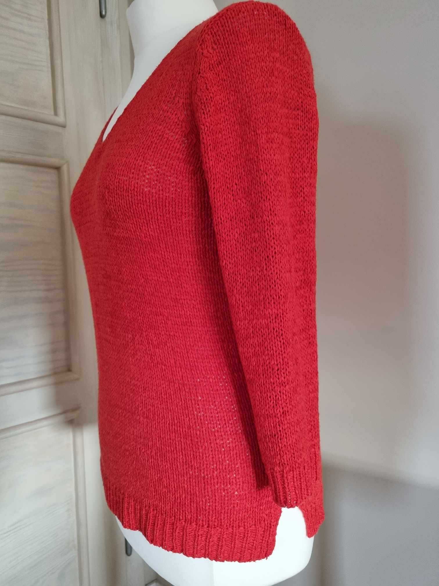 Sweter czerwony z rękawem 3/4 z luźnym splotem Orsey