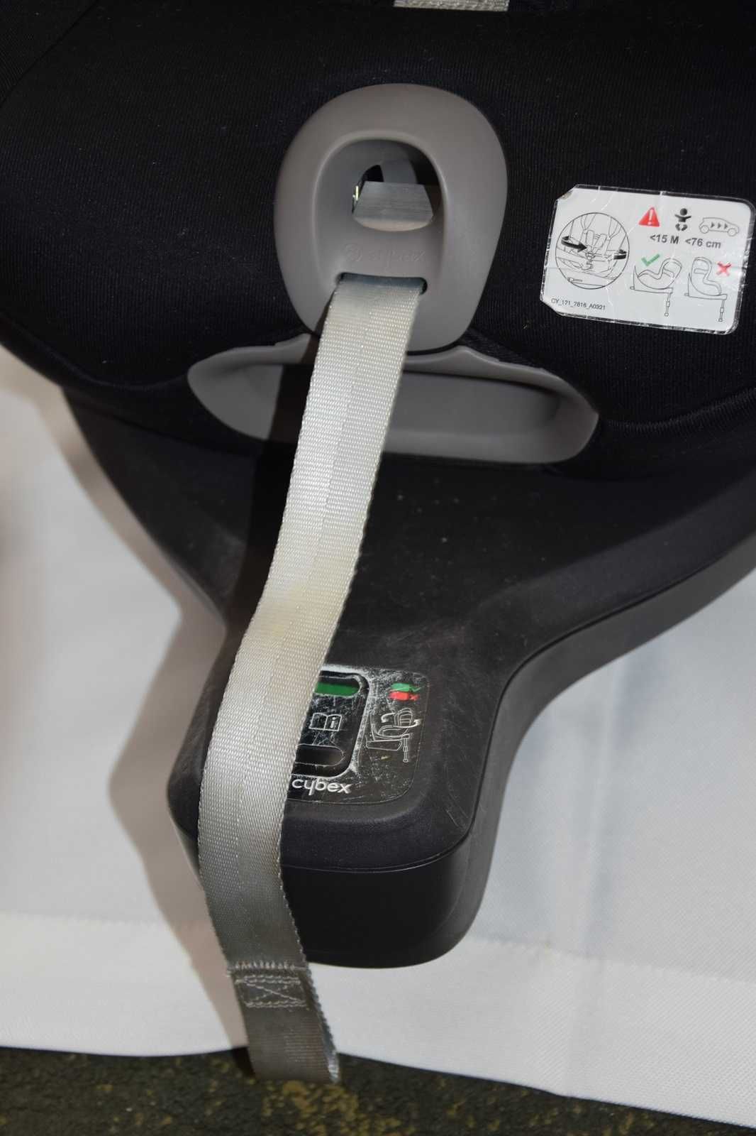 Obrotowy fotelik samochodowy Cybex Sirona S2 i-SIZE