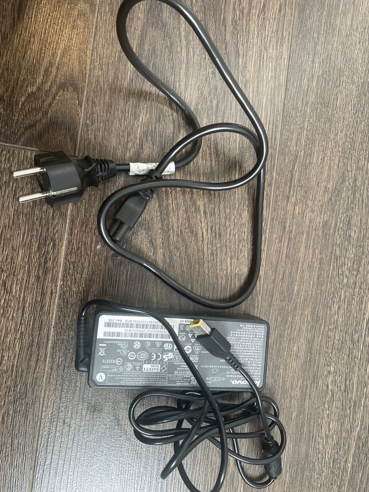 Zasilacz do laptopa Lenovo 90W