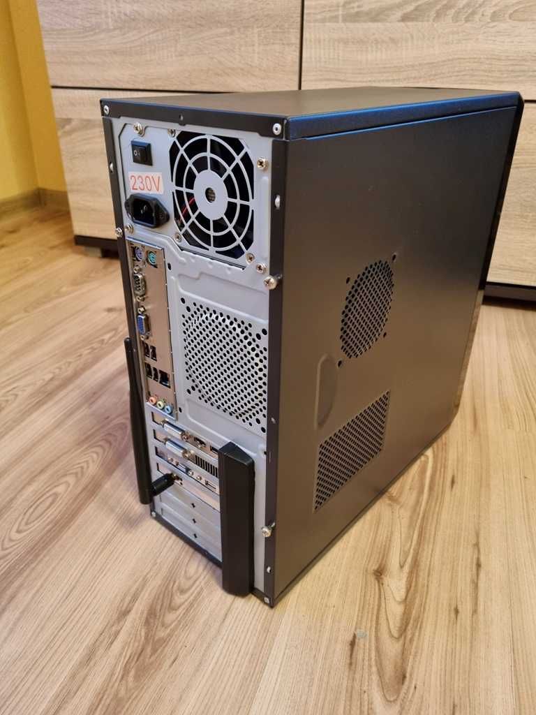 Komputer Płyta Asus Procesor Amd Athlon x2 2.9 Pamięć 4 Gb His 5770