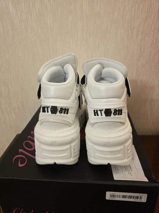 New Rock Ньюроки білі