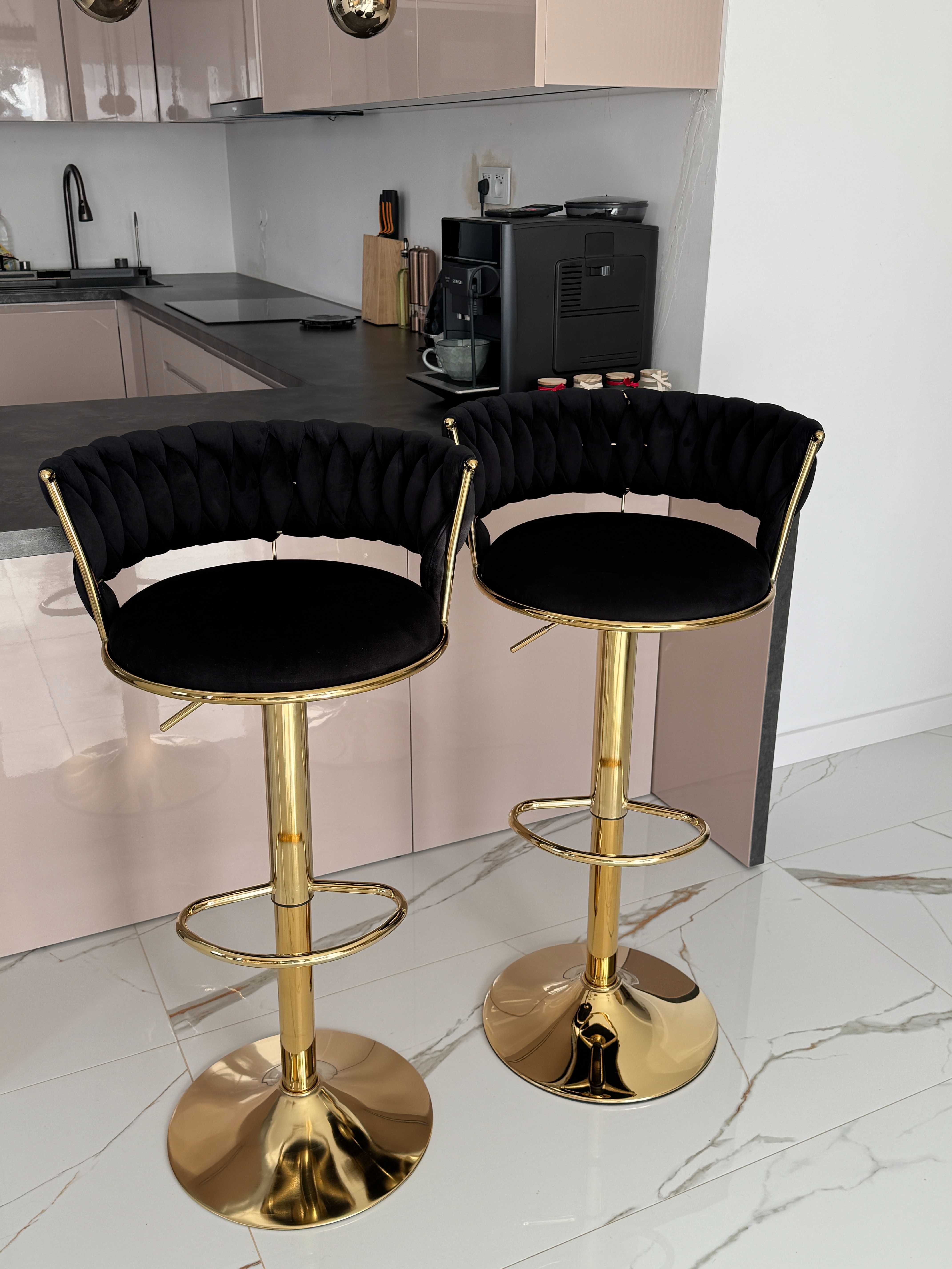 Luksusowy Hoker Czarny – Nowoczesny Design Glamour