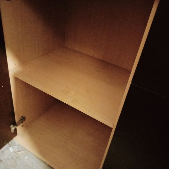 Oddam Komodę do piwnicy garażu