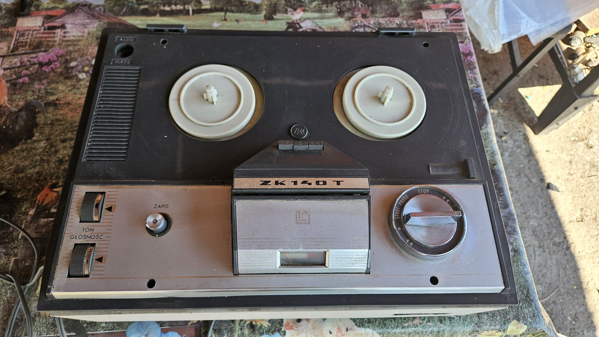 Magnetofon szpulowy Zk 140 prl