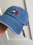Czapka z daszkiem Tommy Jeans jeansowa piękna unisex viralowa