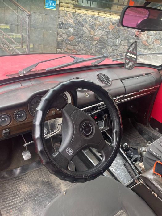 Продаю ваз 21063